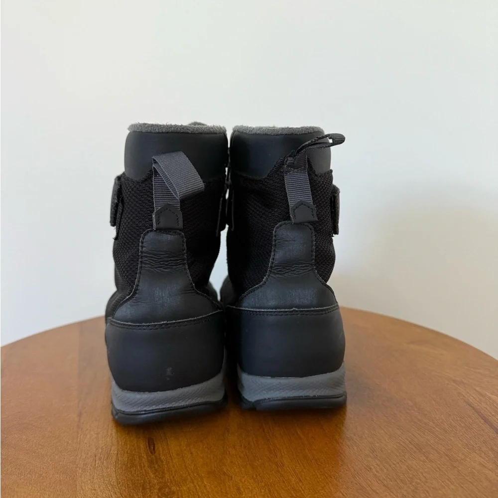 Columbia Youth Hyper-Boreal Omni Heat Waterproof Black Winter Boots, Size 5 - Picture 5 of 9